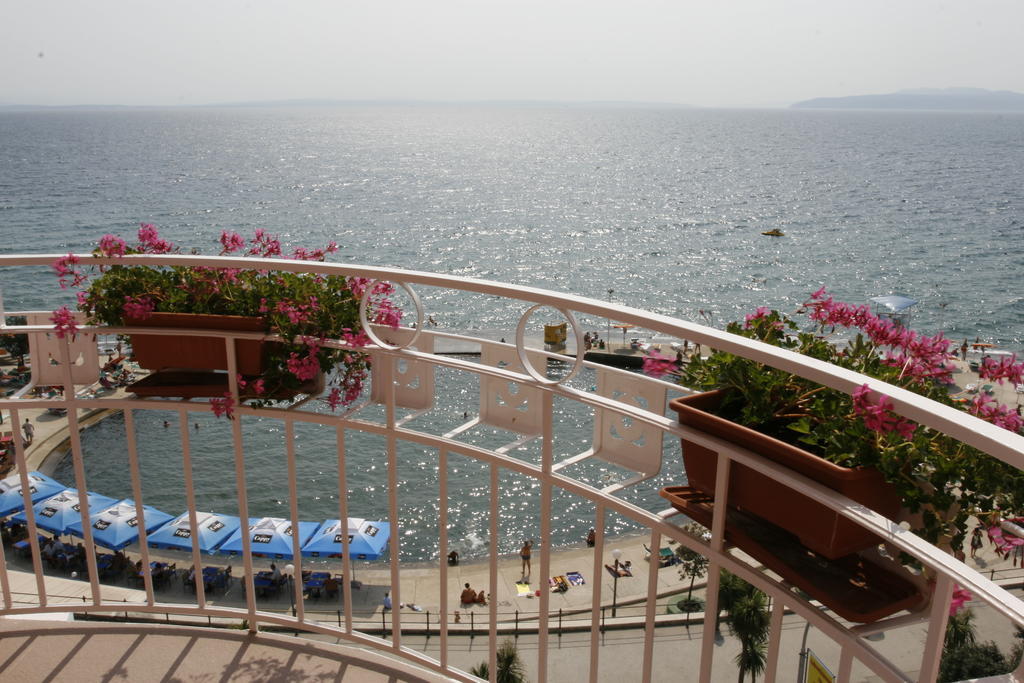 Hotel Mozart Opatija Exterior photo